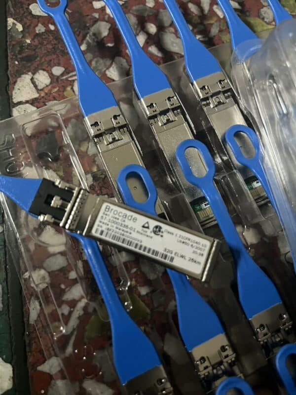 Achat, vente, location Brocade 57-1000335-01 (XBR-000278) en neuf, en occasion, en refurb.